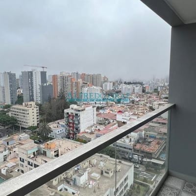 Departamentos AV Olavegoya  Piso
