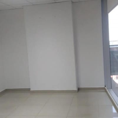 Oficinas AV Manuel Olguin  Piso