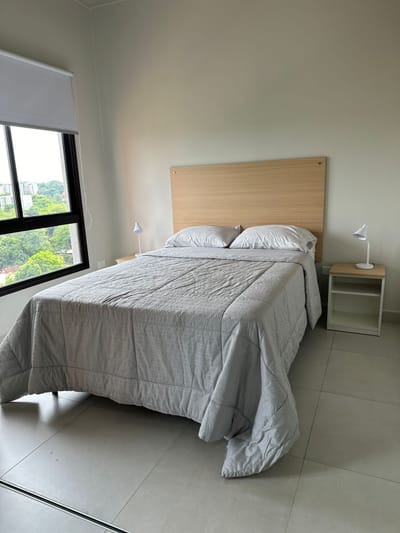 ALQUILA ESTA HERMOSA CASA CON PISCINA EN BARRIO TRANQUILO Y SEGURO EN SANBER 
