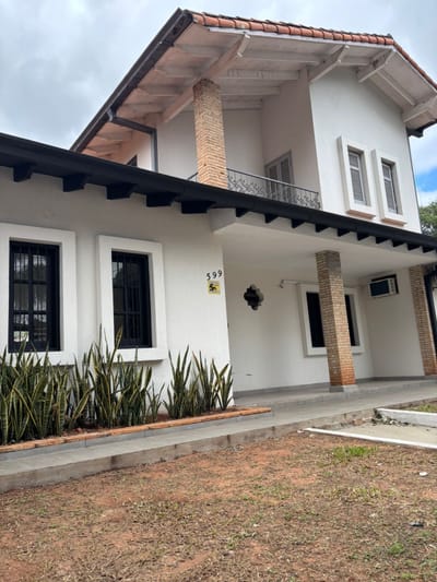 ALQUILO CASA EN RECOLETA