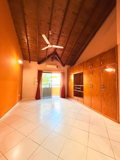 VENDO HERMOSO INMUEBLE UBICADO EN LA CIUDAD DE VILLA ELISA