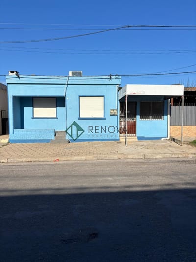Venta Casa 3 dormitorios con local comercial Florida