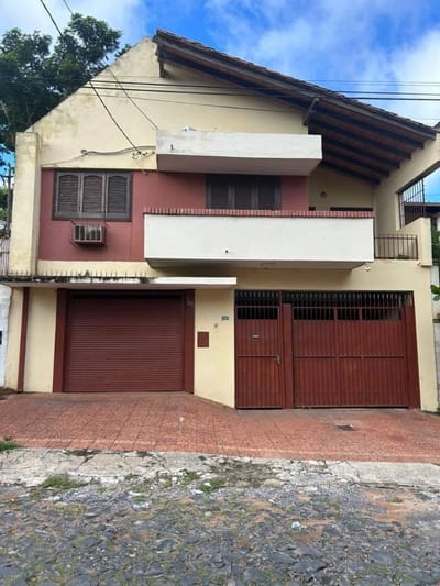 Casa en venta — Barrio San Vicente, Asunción