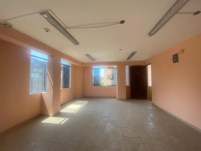 Alquilo para vivienda, taller ,oficina, almacén Cerca Al Emporio De Gamarra 