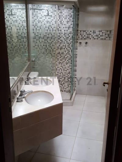 Alquiler de Casa en Ycuá Satí, Asunción