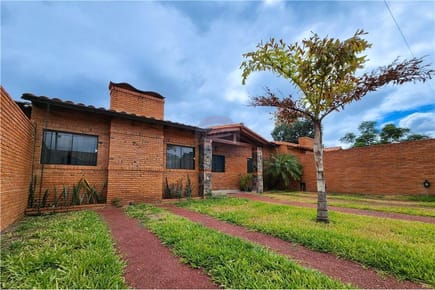 VENDO CASA DE 3 HABITACIONES EN CONDOMINIO - LUQUE