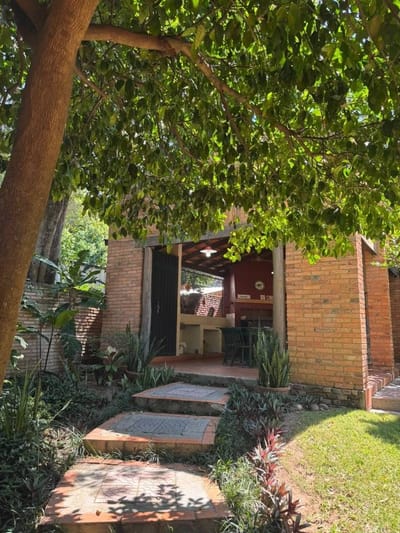 VENDO HERMOSA CASA ANTIGUA, AMOBLADA EN EL CENTRO HISTÓRICO de SAN BERNARDINO