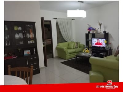 SEVILLA LOS JARDINES, HERMOSA CASA EN VENTA
