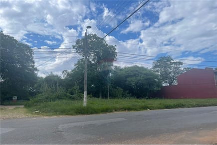 VENTA TERRENO EN ESQUINA ZONA LAGUNA GRANDE
