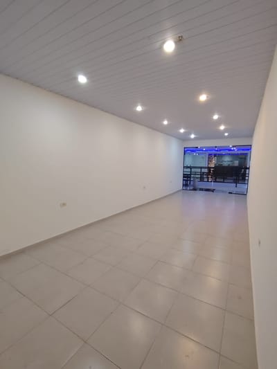 FDO. DE LA MORA ALQUILER | OFICINA / SALÓN COMERCIAL 