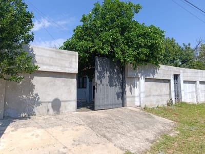 EN VENTA CASA DE UNA PLANTA EN LIMPIO BARRIO SAN MIGUEL