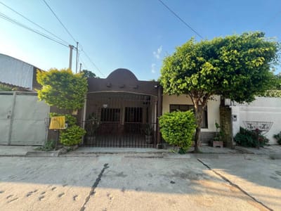 Casa en venta – Zona Este, Barrio Guaracachi