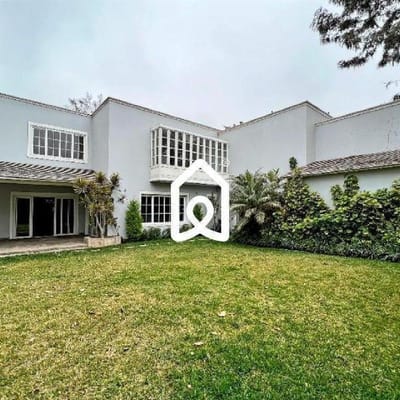 LA MOLINA- CALLE LOS PORTALES VENTA DE CASA EN URB. RINCONADA BAJA