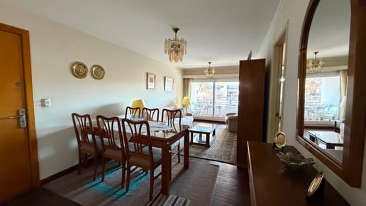 Venta De Apto En Punta Carretas De 2 Dorm Con Garage