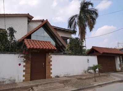 CASA DE LUJO ESTILO MEXICANA