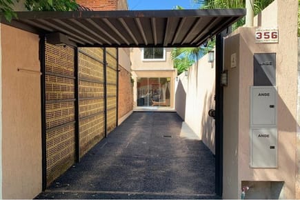 DUPLEX EN BARRIO HERRERA
