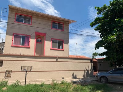 CASA APTA PARA OFICINA 