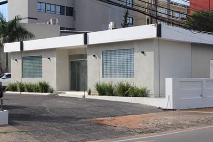 Casa en esquina sobre Av. Brasilia | Mcal. López