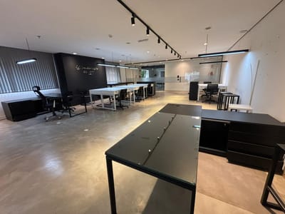 **OFICINA AMOBLADA Y EQUIPADA EN ALQUILER | BARRIO HERRERA, ASUNCIÓN**