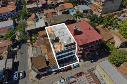 Edificio Comercial en Venta - Zona Mercado 4.