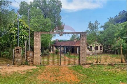 Casa en venta Caacupe Cordillera