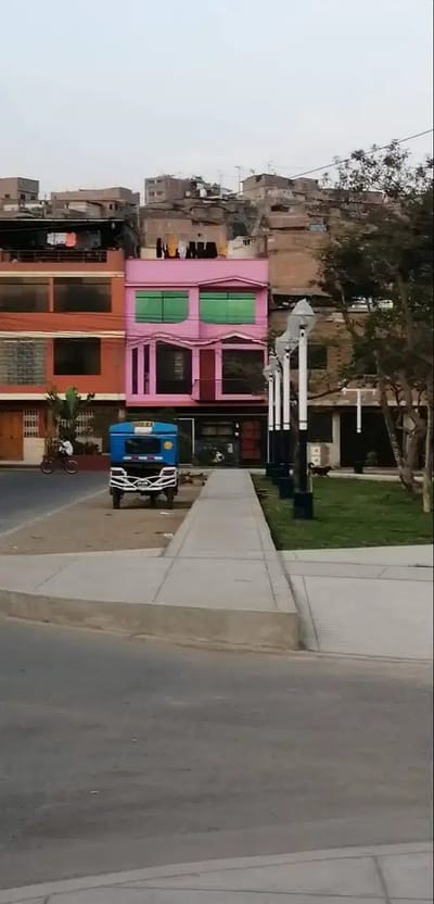 SE ALQUILA DPTO PRIMER PISO , FRENTE AL PARQUE LOS ALAMOS EN S.J.L