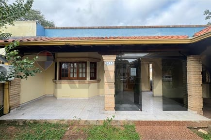 Casa - Alquiler - Santa Librada, Asunción, Paraguay