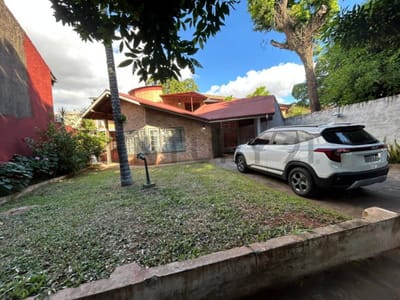 Alquilo casa en Lambare