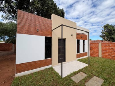 TU PRIMERA CASA CON CHE ROGA PORA EN LUQUE - ITAPUAMI