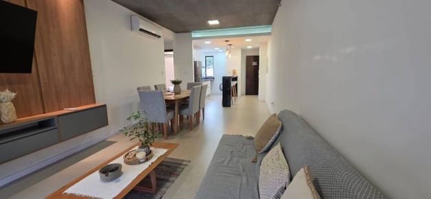 EN VENTA DEPARTAMENTO DE  2 DORMITORIOS AMOBLADO / LAS MERCEDES 