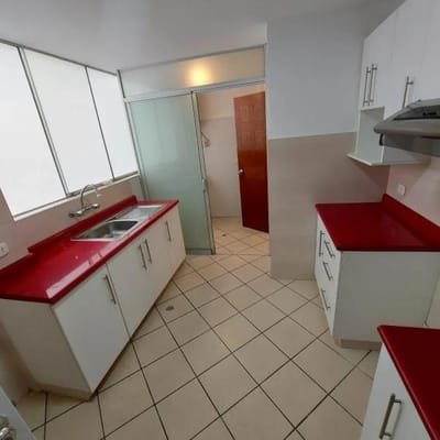 LINDO DEPARTAMENTO EN VENTA LA MOLINA URB LAS PRADERAS