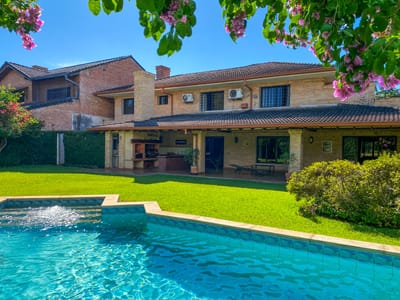 VENDO EXCLUSIVA CASA DE 3 HABITACIONES EN LAS LOMAS