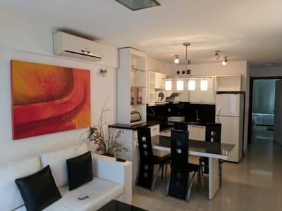 Oferton de HERMOSO DEPARTAMENTO ZONA CENTRO
