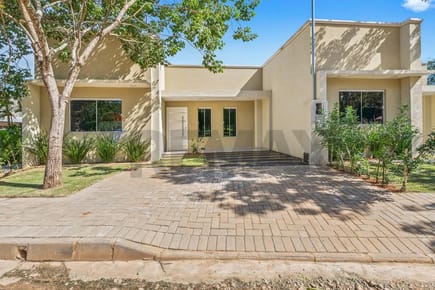 VENDO CASA EN LUQUE
