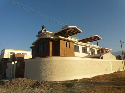 HERMOSA CASA EN VENTA - KM 5 BLANCO GALINDO