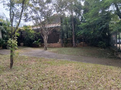 VENDO TERRENO de 940 m2 s/ Sgto Martinez a 2 cuadras de Mcal lopez