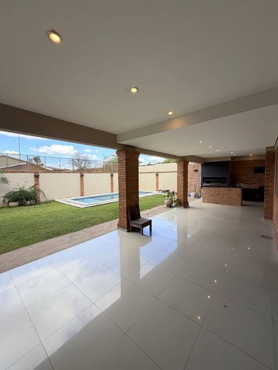 ALQUILO CASA DE 418M2 - VILLA AURELIA