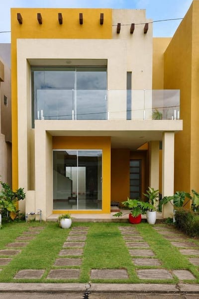 CASA EN COND. ZONA NORTE