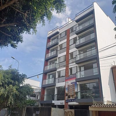 VENTA DE DEPARTAMENTO PISO   SANTIAGO DE SURCO