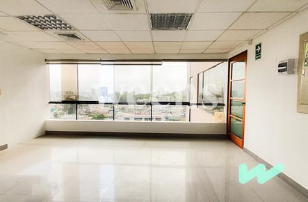 WEENS BUSINESS ALQUILA : OFICINA IMPLEMENTADA EN SAN ISIDRO
