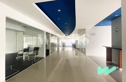 WEENS  Alquila Exclusiva Oficina Implementada con Mobiliario lista para instalarte en San Borja.