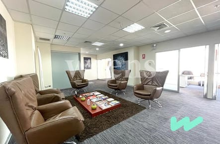 WEENS  VENDE OFICINA IMPLEMENTADA EN SAN ISIDRO  a un SÚPER PRECIO.