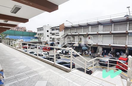 WEENS VENDE  LOCAL COMERCIAL EN CENTRO COMERCIAL EN PANAMERICANA NORTE SMP