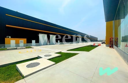 Weens Alquila : Nuevos Almacenes y Locales Industriales I2 _ Lurín.en Complejo Industrial