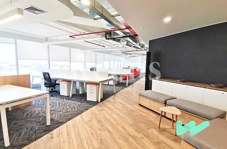 WEENS PRIME ALQUILA OFICINA  IMPLEMENTADA  EN SURCO_ 1,396 m2