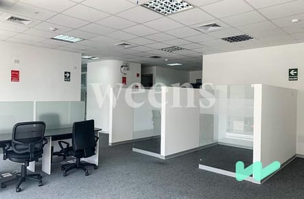 WEENS ALQUILA OFICINA IMPLEMENTADA EN SAN ISIDRO. BUENA UBICACION