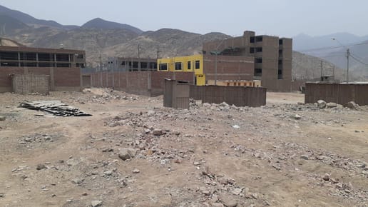 SE VENDE TERRENO EN PACHACAMAC