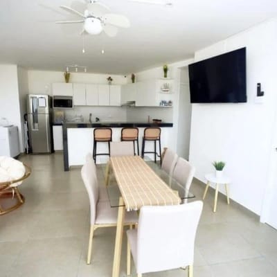 Se REMATA Hermosa Casa De Playa En Sarapampa