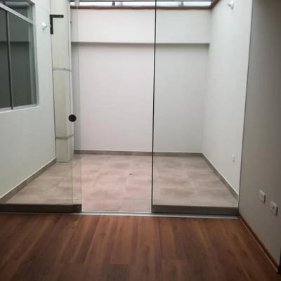 SE VENDE LINDO FLAT LIMITE CON SAN ISIDRO
