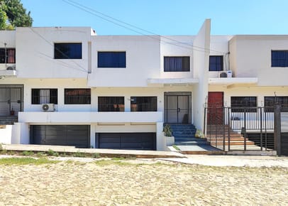 DUPLEX EN VENTA Bº FERNANDO DE LA MORA 